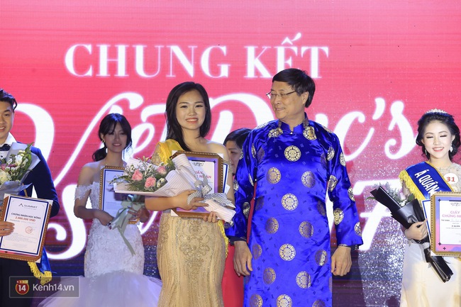 Rực rỡ sắc m&agrave;u t&agrave;i năng với đ&ecirc;m hội Ng&ocirc;i sao Việt Đức 2017 - Ảnh 1.