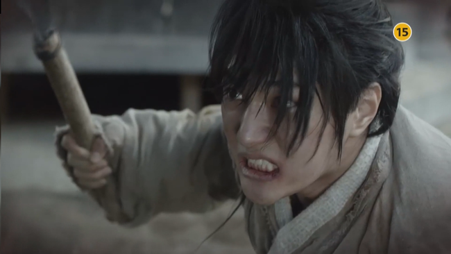 Mỹ nam Yoo Seung Ho đeo mặt nạ vẫn toả kh&iacute; chất ng&uacute;t ng&agrave;n cạnh Kim So Hyun - Ảnh 9.