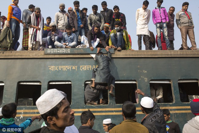 Cứ ngỡ về quê ăn Tết ở Trung Quốc là đông kinh hoàng rồi, ngờ đâu đã là gì so với Bangladesh - Ảnh 9.