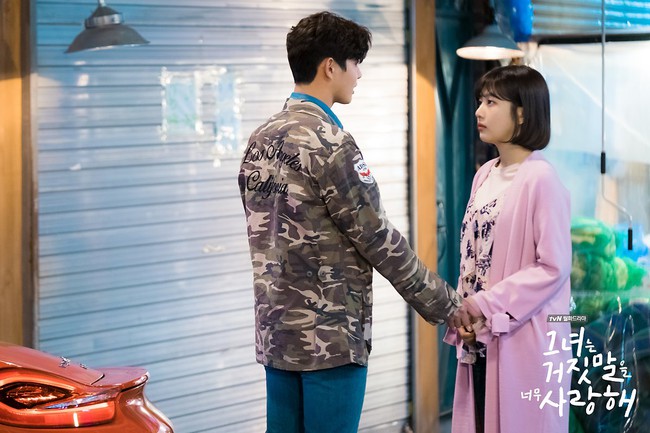 “Liar And Lover”: Lee Hyun Woo “chết đứng” khi Joy ngả vào lòng tình địch - Ảnh 12.