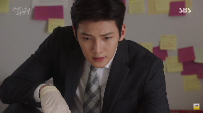 &ldquo;Đối T&aacute;c Đ&aacute;ng Ngờ&rdquo;: Chỉ v&igrave; dại g&aacute;i, Ji Chang Wook sa cơ lỡ vận! - Ảnh 19.