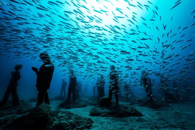 V&ugrave;ng biển khiến ai cũng phải lạnh người khi nh&igrave;n thấy cảnh tượng ở dưới đ&aacute;y - Ảnh 2.