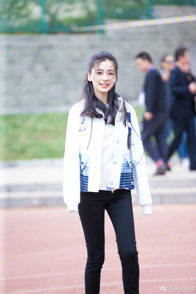 Sau loạt l&ugrave;m x&ugrave;m, vợ chồng Angela Baby - Huỳnh Hiểu Minh mở tiệc mừng 100 ng&agrave;y tuổi cho qu&yacute; tử - Ảnh 5.