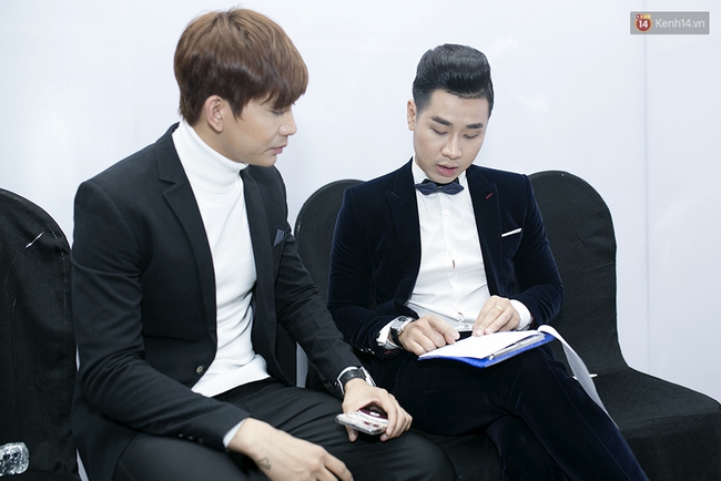 The Voice: Noo Phước Thịnh khoe &aacute;o điện m&aacute;y xanh, T&oacute;c Ti&ecirc;n l&agrave;m n&agrave;ng ti&ecirc;n c&aacute; - Ảnh 16.