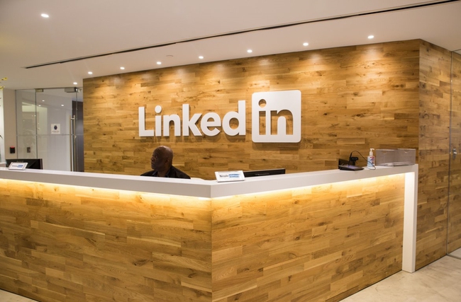 Tham quan văn phòng làm việc trị giá 23 tỉ đô của LinkedIn tại New York, Mỹ - Ảnh 29.