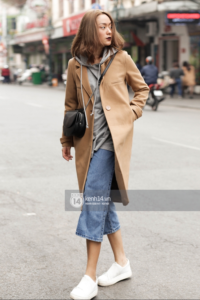 Street style 2 miền: Miền Bắc tắc k&egrave; hoa với đủ phong c&aacute;ch, miền Nam tuyền một m&agrave;u đen b&iacute; ẩn - Ảnh 3.