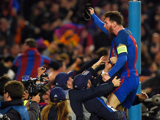 Barca đ&atilde; bước tới đoạn kết của một triều đại - Ảnh 1.