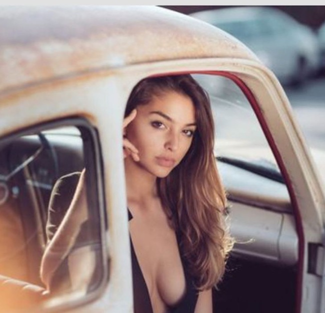 Ngày mai (28/4), Celine Farach - cô nàng sexy nhất mạng xã hội sẽ có mặt ở Sài Gòn! - Ảnh 8.