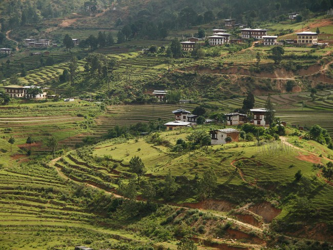 Giữa v&ograve;ng xo&aacute;y cuồng quay của cuộc sống, &iacute;t nhất h&atilde;y một lần đến Bhutan để c&oacute; được những ng&agrave;y b&igrave;nh dị v&agrave; an y&ecirc;n - Ảnh 10.