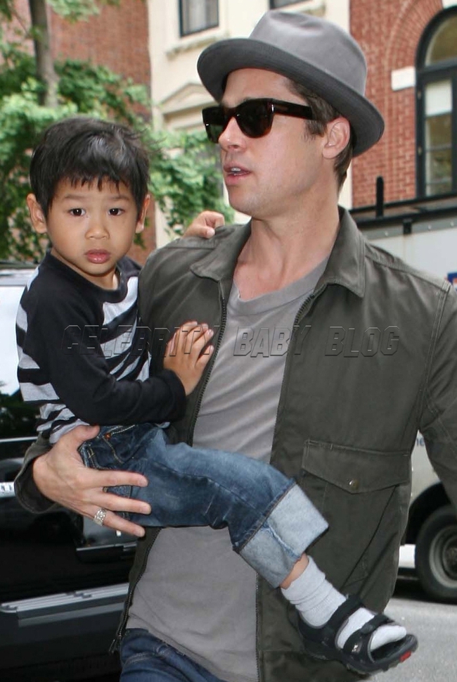 Pax Thiên Jolie-Pitt - Hành trình từ em bé suy dinh dưỡng đến cậu thiếu niên chững chạc - Ảnh 4.