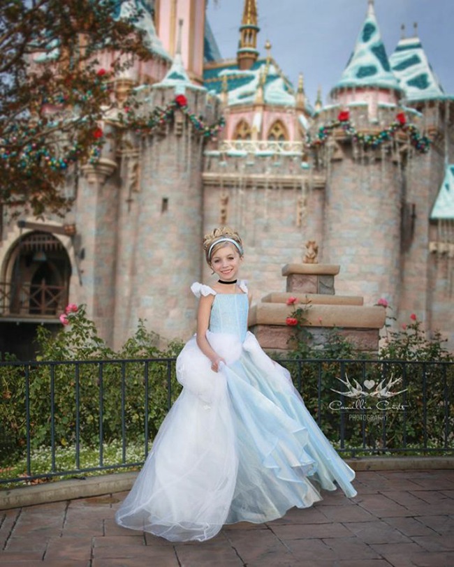 Ngắm nhìn vẻ đẹp của thiên thần nhí cosplay thành các nàng công chúa Disney - Ảnh 7.