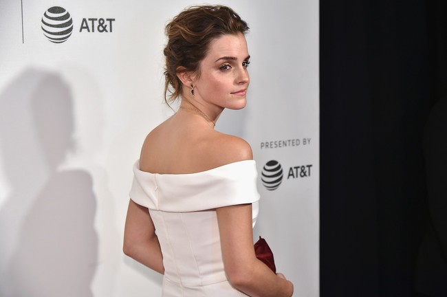 27 tuổi, Emma Watson đã lộ dấu hiệu lão hóa trên thảm đỏ LHP Tribeca - Ảnh 5.
