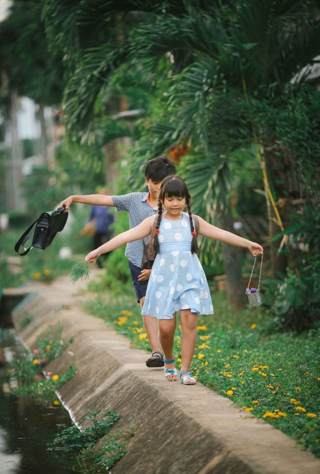 Cô Gái Đến Từ Hôm Qua: Con gái càng dễ ghét bao nhiêu lại càng dễ thương bấy nhiêu. - Ảnh 3.