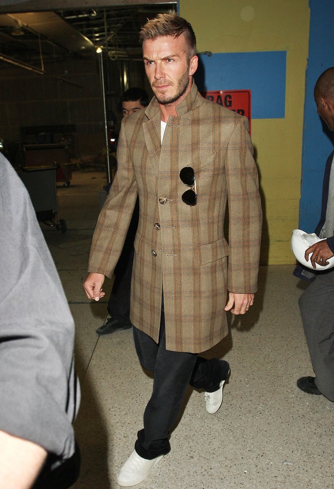 Ước mơ của mọi ông chồng: David Beckham có đến hơn 1.000 đôi giày, đè bẹp cả tủ giày của vợ - Ảnh 6. Ước mơ của mọi ông chồng: David Beckham có đến hơn 1.000 đôi giày, đè bẹp cả tủ giày của vợ - Ảnh 6.