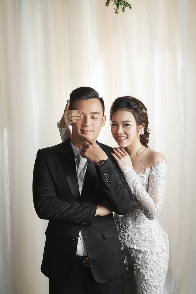 Xem trọn bộ ảnh cưới th&ecirc;m lần nữa cực vi&ecirc;n m&atilde;n của Hằng T&uacute;i - Ảnh 16.