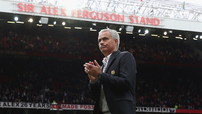 Man Utd thắng 8 trận liên tiếp: Sức mạnh tình yêu của Mourinho - Ảnh 3.