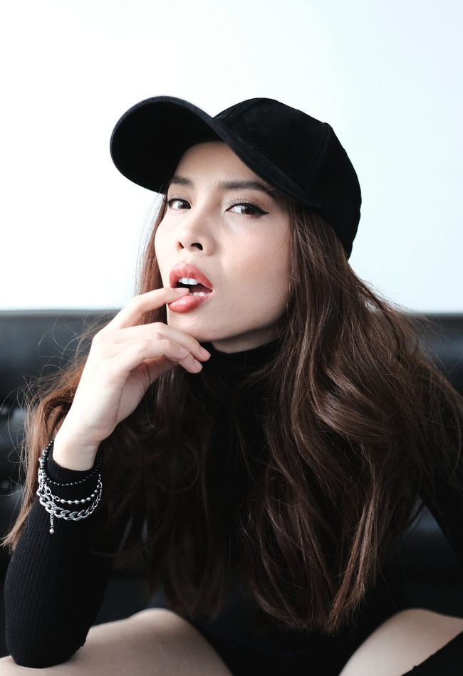 Yến Trang làm lơ lùm xùm tại The Remix, tung MV Lyric ca khúc mới cực chất - Ảnh 4.