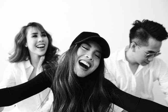 Yến Trang l&agrave;m lơ l&ugrave;m x&ugrave;m tại The Remix, tung MV Lyric ca kh&uacute;c mới cực chất - Ảnh 6.