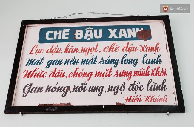 Tìm một Sài Gòn xưa cũ, ngọt thơm ở quán chè nhỏ đã 60 năm tuổi - Ảnh 1.