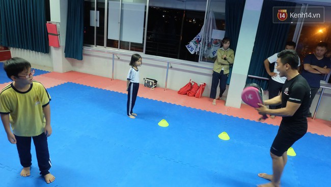 Nữ cascadeur xinh đẹp tình nguyện dạy võ tự vệ miễn phí cho trẻ em ở Sài Gòn - Ảnh 9.