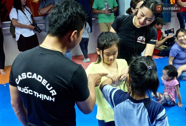 Nữ cascadeur xinh đẹp tình nguyện dạy võ tự vệ miễn phí cho trẻ em ở Sài Gòn - Ảnh 5.