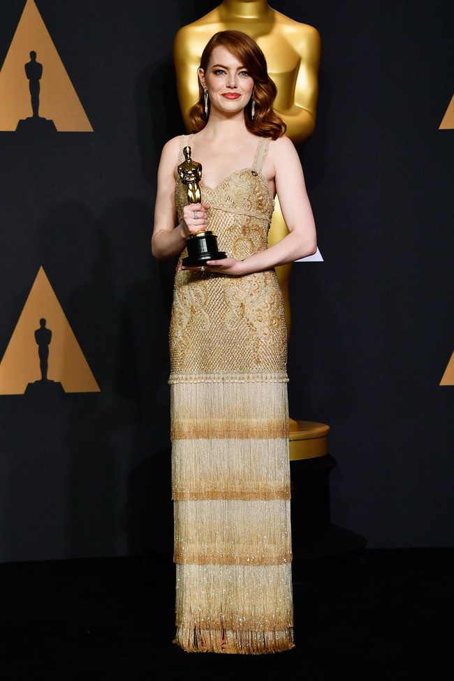 Đã thắng Oscar lại đẹp hết phần người khác, Emma Stone chính là nữ thần của đêm trao giải! - Ảnh 10.