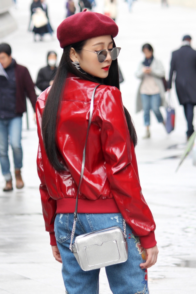 Sơn Tùng và team Phí Phương Anh - Hoàng Ku chuẩn bị tung hoành tại Seoul Fashion Week - Ảnh 1.