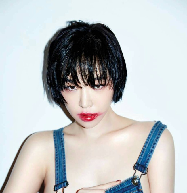 Đăng ảnh sốc na ná Sulli, Gain (Brown Eyed Girls) đang cố dựa hơi cô bạn thân? - Ảnh 1.