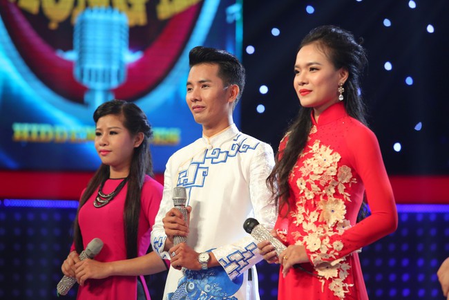 Giọng ải giọng ai mở m&agrave;n năm mới với c&ocirc; g&aacute;i xinh đẹp h&aacute;t cải lương như đọc rap! - Ảnh 8.