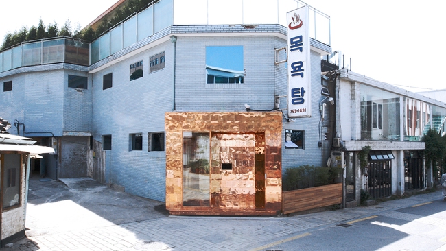 Từ New York, Hongkong đến Seoul: Mỗi nơi bạn đến là một lần bạn phải WOW với store của Gentle Monster! - Ảnh 57. Từ New York, Hongkong đến Seoul: Mỗi nơi bạn đến là một lần bạn phải WOW với store của Gentle Monster! - Ảnh 57.