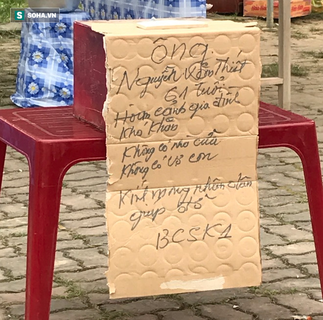 Người đ&agrave;n &ocirc;ng chết ch&aacute;y, thi thể buộc chặt v&agrave;o cột cạnh s&acirc;n vận động Vinh - Ảnh 7.