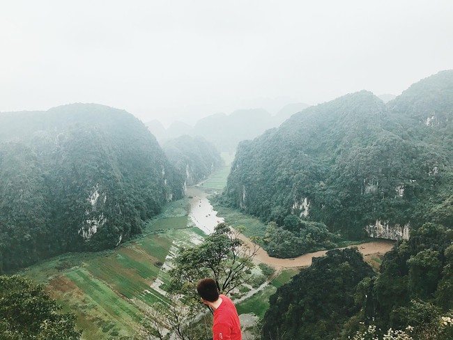 Nếu nghĩ Ninh Bình là một nơi tẻ nhạt, thì đó là do bạn chưa đi Hang Múa mà thôi! - Ảnh 1.