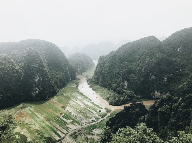 Nếu nghĩ Ninh Bình là một nơi tẻ nhạt, thì đó là do bạn chưa đi Hang Múa mà thôi! - Ảnh 8.