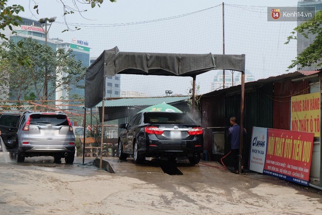 H&agrave; Nội: 200 ngh&igrave;n đồng một lần rửa xe &ocirc; t&ocirc; ng&agrave;y 30 Tết, kh&aacute;ch vẫn phải chờ h&agrave;ng tiếng đồng hồ - Ảnh 3.