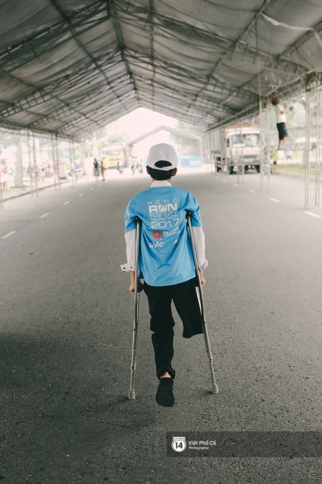 Bộ ảnh xúc động về nghị lực của những người khuyết tật trên đường chạy 5km ở Sài Gòn - Ảnh 13.