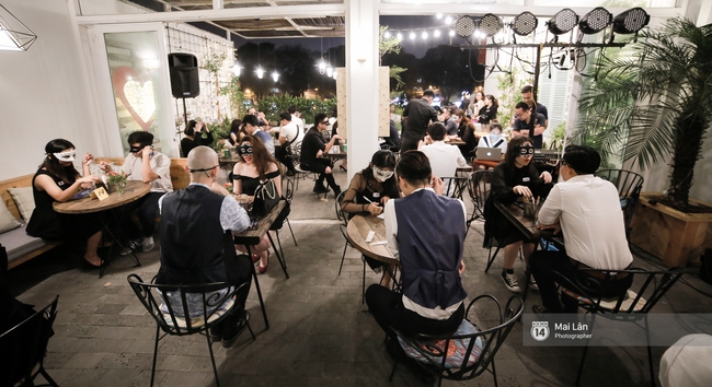 Blind Date - Love At No Sight: Khi những cuộc hẹn hò giấu mặt trong phim bước ra ngoài đời thực - Ảnh 8.
