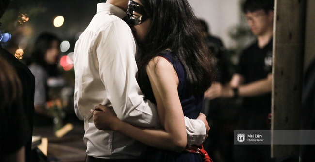 Blind Date - Love At No Sight: Khi những cuộc hẹn hò giấu mặt trong phim bước ra ngoài đời thực - Ảnh 12.