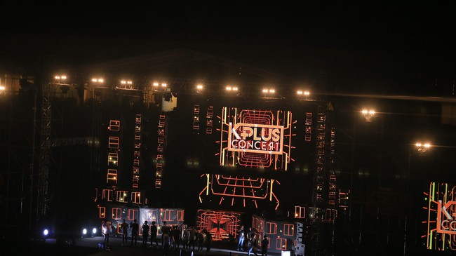 Loạt ảnh và clip nóng từ buổi tổng duyệt trước đêm concert của dàn sao Hàn tại Mỹ Đình - Ảnh 7.