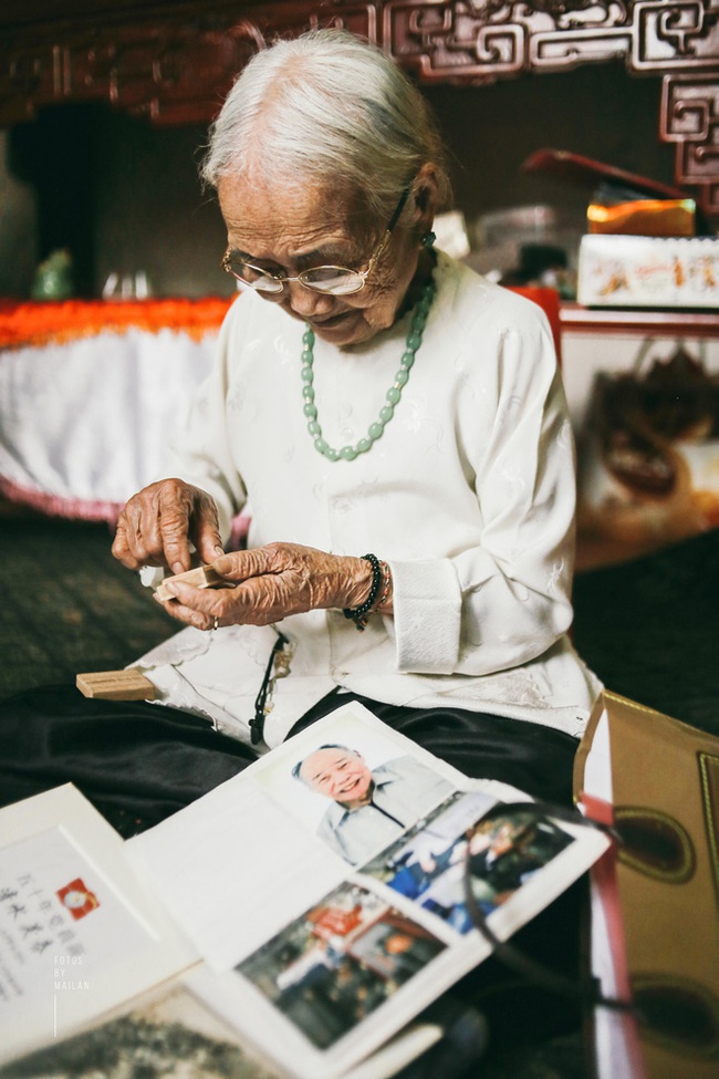 Cụ bà 94 tuổi, chờ chồng 50 năm: Yêu là luôn mong người kia được hạnh phúc - Ảnh 1.