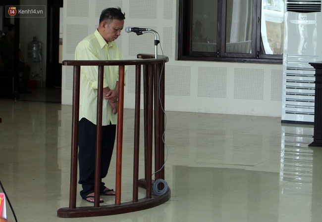 Bị nghịch tử d&ugrave;ng b&uacute;a đ&aacute;nh l&uacute;n sọ, cha vẫn tha thiết xin t&ograve;a giảm &aacute;n cho con - Ảnh 1.