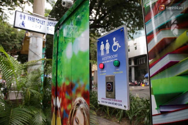 Cận cảnh nhà vệ sinh miễn phí vận hành bằng năng lượng mặt trời đầu tiên ở Sài Gòn - Ảnh 6.