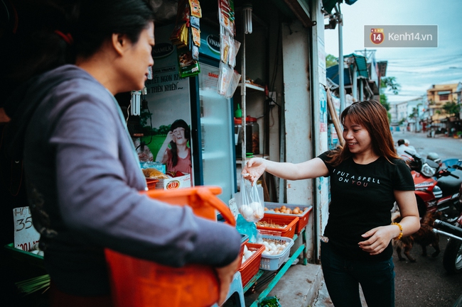 Học sự lạc quan sống từ cô gái 24 tuổi mất 1 chân: tự lập ở Sài Gòn, nỗ lực làm việc kiếm tiền để mua chân giả - Ảnh 6.
