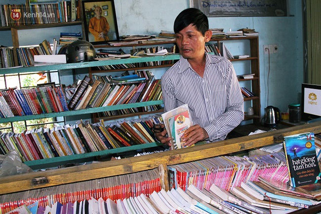 Người đ&agrave;n &ocirc;ng khuyết tật mở ph&ograve;ng đọc v&agrave; lớp học miễn ph&iacute; cho h&agrave;ng trăm trẻ em ngh&egrave;o - Ảnh 8.