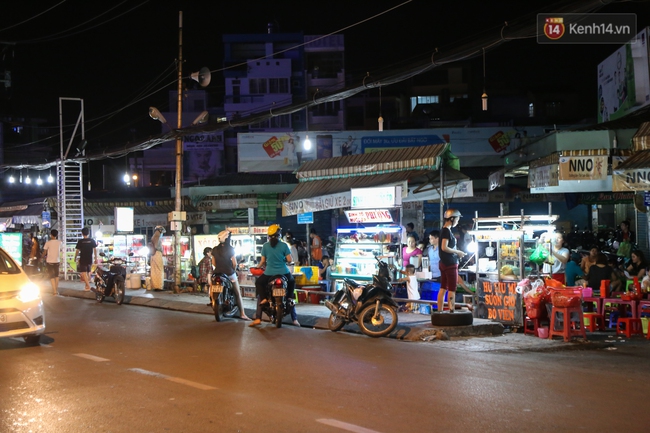 Cận cảnh khu tập kết hàng rong hợp pháp đầu tiên ở chợ Phạm Văn Hai Sài Gòn - Ảnh 7.