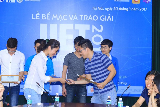 Bế mạc UET Hackathon 2017: Khi ý tưởng được hiện thực hóa! - Ảnh 18.