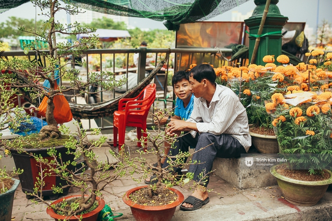 Chiều cuối năm, đừng quên ghé loạt chợ hoa xuân ở Sài Gòn để thấy Tết đang về! - Ảnh 15.
