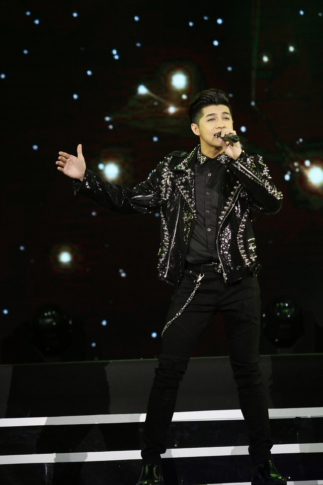 Noo Phước Thịnh vượt loạt tên tuổi lớn, nhận giải Ca sĩ của năm tại Cống hiến 2017 - Ảnh 5.