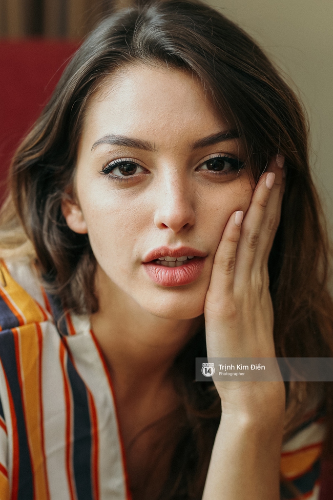 Celine Farach: Tôi bị bắt nạt suốt từ khi 8 tuổi đến tận 16 tuổi, nhưng tôi không để điều đó hạ gục mình! - Ảnh 13.