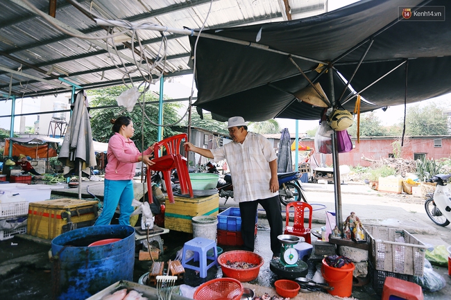 Chuyện ông Năm Hấp lấy đất nhà mình mở chợ cho người bán hàng rong ở Sài Gòn - Ảnh 11.