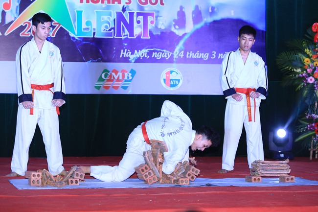 HUHAs Got Talent 2017: Nơi tài năng của sinh viên ĐH Nội vụ thăng hoa! - Ảnh 3.